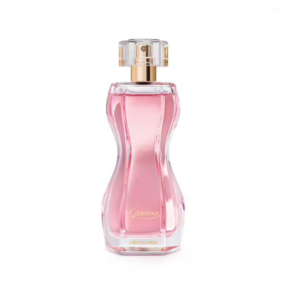 3. Glamour (O Boticário) - 75 ml | R$ 199, 90 - para quem prefere uma interpretação mais suave e aconchegante, o destaque vai para este perfume. A fragrância compartilha com o Chanel N° 5 notas como néroli, bergamota, íris, jasmim, almíscar, sândalo, patchouli, âmbar e baunilha