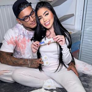 Em maio de 2023, MC Mirella anunciou sua primeira gravidez de Dynho Alves