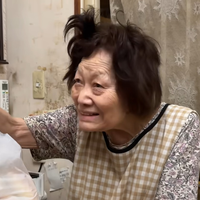'Acordo antes de meia-noite': a comovente rotina de uma padeira japonesa de 84 anos que trabalha há quase 6 décadas no negócio de sua família; são mais de 400 pães, bolos e doces ao dia e até 12h de trabalho