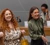 Debora Lamm e Adriana Esteves nos bastidores da novela Mania de Você