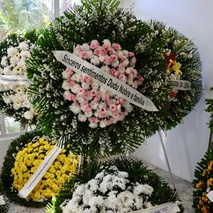 Morte de Bira Presidente: diversas lendas do samba também enviaram coroas de flores