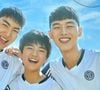 'Em Busca do Smash Perfeito': um adolescente da cidade se muda para o interior e entra em um time de badminton em formação, onde ele e os colegas aprendem sobre amizade, esforço e trabalho em equipe