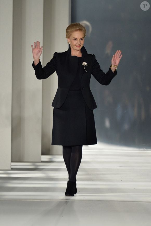 O que poucos sabem é que Carolina Herrera costuma fazer apenas caminhadas em seu dia a dia