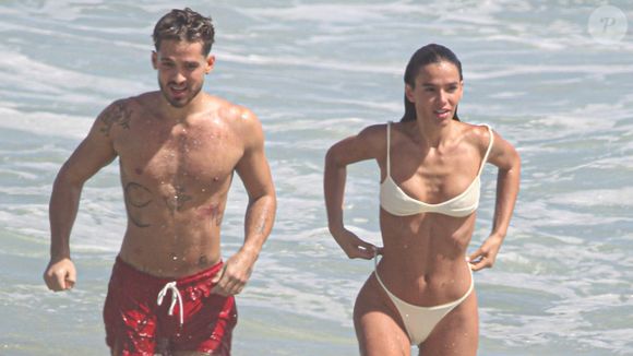 Bruna Marquezine faz sucesso na web com seu corpo definido, que é todo trabalhado na academia e dieta