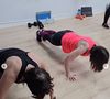 As flexões fortalecem a parte superior do corpo e preservam a massa muscular após os 40 anos