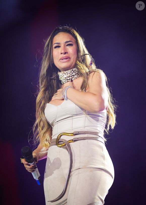 Simone Mendes pediu desculpas e recebeu o carinho do público