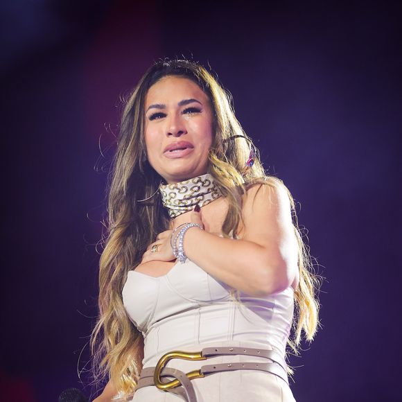 Simone Mendes pediu desculpas e recebeu o carinho do público