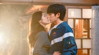 Sou crítico de cinema e já assisti ao novo dorama da Netflix: aqui vão os 4 acertos e 1 erro de 'Um Grude de Amor', com Jung Hae-in e Ha Young