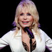 Quem era Dolly Parton, ícone do country morta aos 80 anos? Madrinha de Miley Cyrus ganhou cover de Beyoncé e compôs maior hit de Whitney Houston
