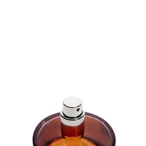 Custo-benefício atrativo impulsiona popularidade de fragrância da Zara que virou assunto entre diferentes gerações