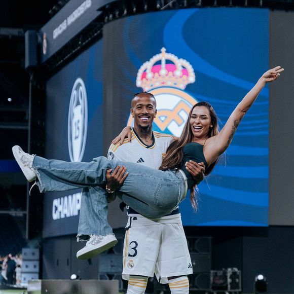 Atualmente, Tainá é casada com Militão, o que fez a vida pessoal dos quatro se cruzar em diversas ocasiões.