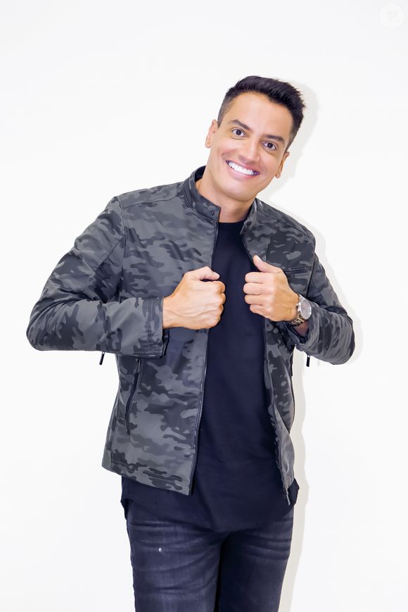 Leo Dias é conhecido por fofocas polêmicas das celebridades.