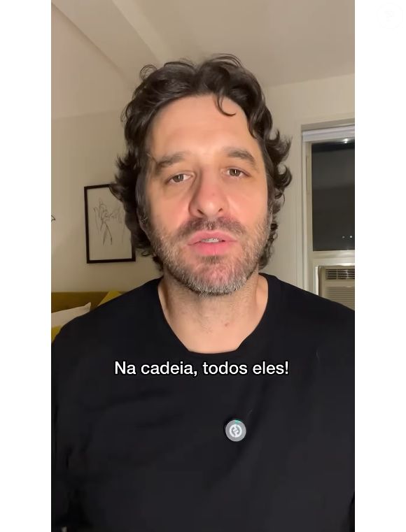 Rafinha Bastos pediu que atores sejam condenados à prisão por conta de seus comportamentos dentro de novelas da TV