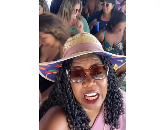 Elisângela Brito, mãe de Davi Brito, Ex-BBB 24, fez comentário agressivo sobre casal Lorena e Juquinha da novela 'Três Graças'