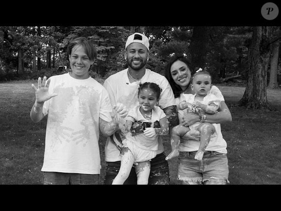 Família de Neymar ficará maior; craque da Seleção Brasileira será papai (de novo)