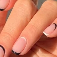 Unhas curtas ganham protagonismo: 6 ideias elegantes que são tendência para 2026