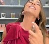 Seguidores de Patrícia Abravanel repararam que a apresentadora estava sem aliança e comentaram sobre o detalhe na publicação; até o fechamento da matéria, os comentários do post haviam sido limitados, conforme informações da Band