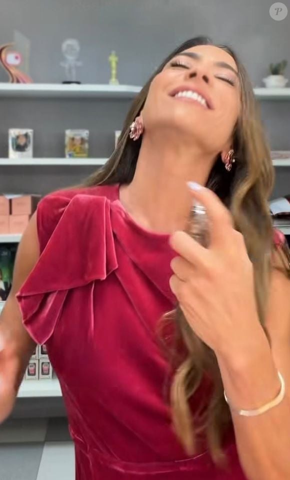 Seguidores de Patrícia Abravanel repararam que a apresentadora estava sem aliança e comentaram sobre o detalhe na publicação; até o fechamento da matéria, os comentários do post haviam sido limitados, conforme informações da Band