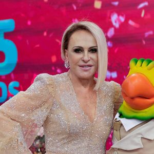 Ana Maria Braga fez um desabafo ao vivo sobre situação do seu programa 12 dias depois