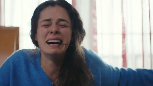 Bahar entra em desespero e afirma que não quer mais saber de Sarp e nem de Arif na novela 'Força de Mulher', capítulo de 21 de abril de 2025, segunda-feira