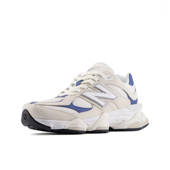O New Balance 9060 aposta em um visual discreto, mas cheio de personalidade para atravessar as estações