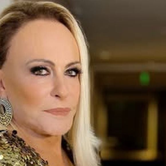 Em tom bem-humorado, Ana Maria Braga relembrou que já pediu ajuda ao filho Pedro para avançar em fases difíceis dos jogos