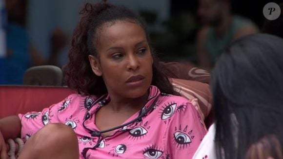 Fala de Sol Vega para Ana Paula rendeu ironias na web, que apontou um possível carma no ocorrido com a participante