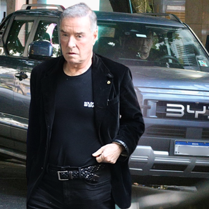 Lembra dele? Quase 10 anos após o colapso bilionário e a prisão na Lava Jato, Eike Batista dá mentoria e desfila de carrão avaliado em R$ 379 mil no Leblon