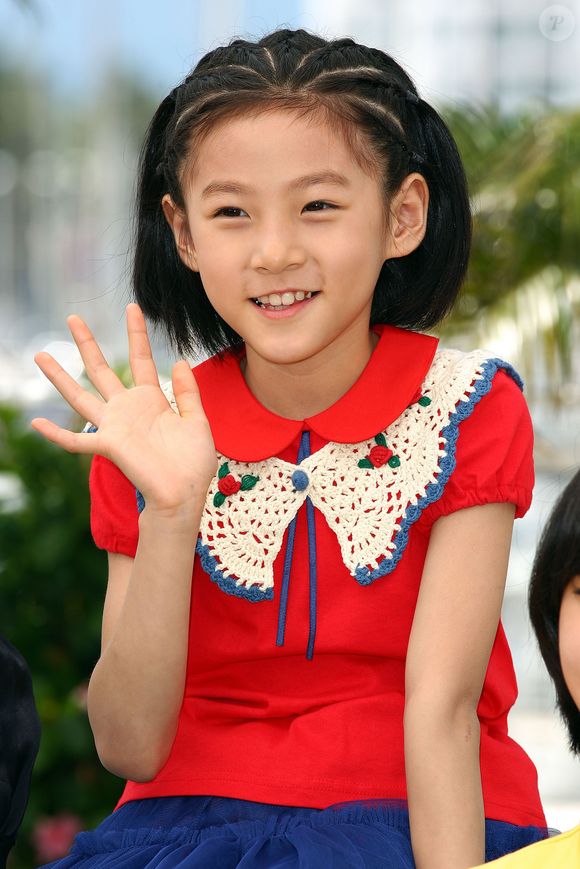 2009: Kim Sae-ron fazia sua primeira aparição em um grande evento mundial no Festival de Cinema de Cannes