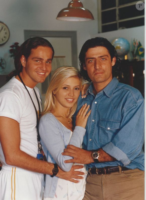 Patrícia de Sabrit estrelou em 1996 a novela 'Colégio Brasil', no SBT, ao lado de Afonso Nigro e Giuseppe Oristânio