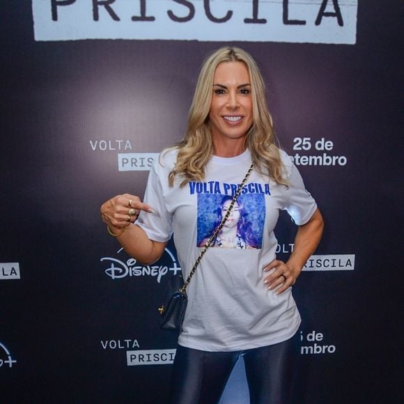 Carnaval x Joana Prado: ex-Feiticeira fez duras críticas à festa popular, da qual já foi musa em desfile do ano 2000