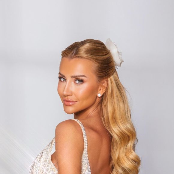 Com sua assinatura marcante e atenção aos detalhes, Rodrigo Ramas mostra mais uma vez por que é referência quando o assunto é beleza para noivas — criando não apenas uma produção, mas uma memória visual que traduz emoção, estilo e autenticidade.