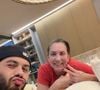 Zé Felipe perdeu a hora enquanto conversava com a ex-sogra, Margareth Serrão, mãe de Virgínia Fonseca
