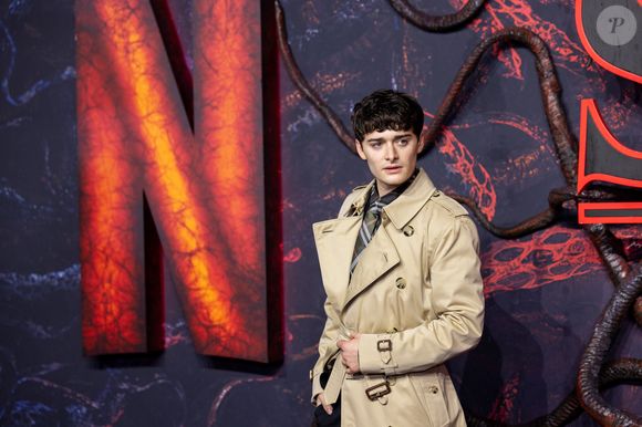 Hoje com 21 anos, Noah Schnapp é abertamente homossexual e já falou sobre isso em diversos momentos