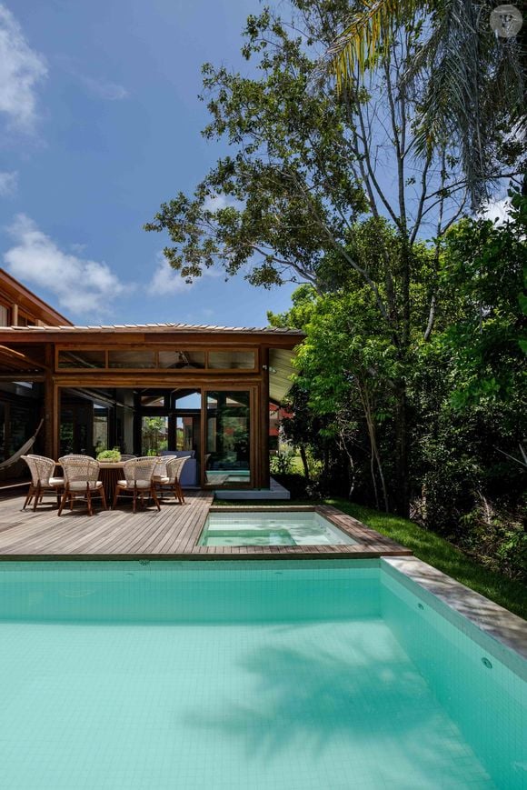 Piscina e mais; fotos revelam detalhes da casa de Heloísa Périssé na Praia do Forte, em Mata de São João, na Bahia