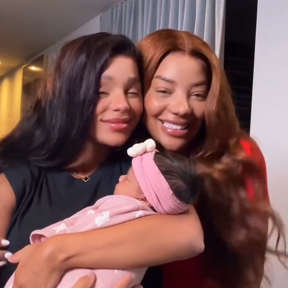 Ludmilla e Brunna Gonçalves exibiram a neném em um vídeo para divulgar 'Paraíso', novo single da cantora