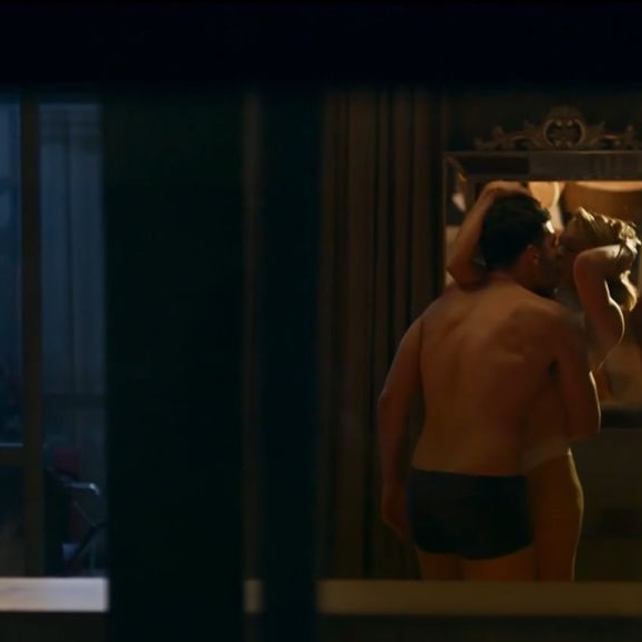 Eudora e André, personagens de Mariana Ximenes e Henrique Barreira, protagonizam romance que desperta a fúria de Ademir