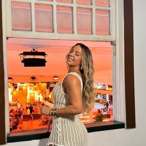 "Eu quero chegar a 130! Bem enrugadinha, bem maracujá e, lógico, com meu velhinho do lado (risos)", comentou ela