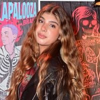 Lollapalooza 2026: filha de Cauã Reymond e Grazi Massafera, Sofia Massafera cai de escada e sofre escoriações - mas não perde a pose! Veja fotos!
