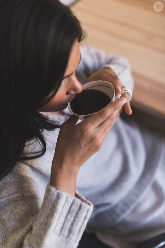 Café descafeinado não apresentou os mesmos efeitos protetores contra Alzheimer, reforçando a importância da cafeína