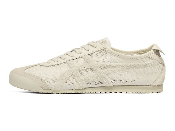 O Onitsuka Tiger MEXICO 66 ganhou uma versão em jacquard mesh com textura semelhante à renda, criando um visual delicado e leve para os pés
