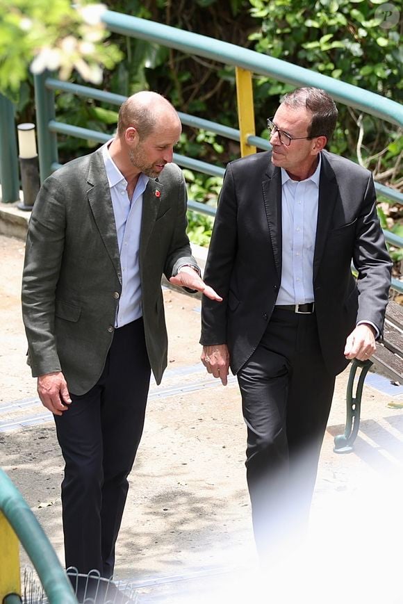 Príncipe William foi flagrado por um paparazzo enquanto caminhava pelo Parque Bondinho Pão de Açúcar, na Zona Sul do Rio de Janeiro