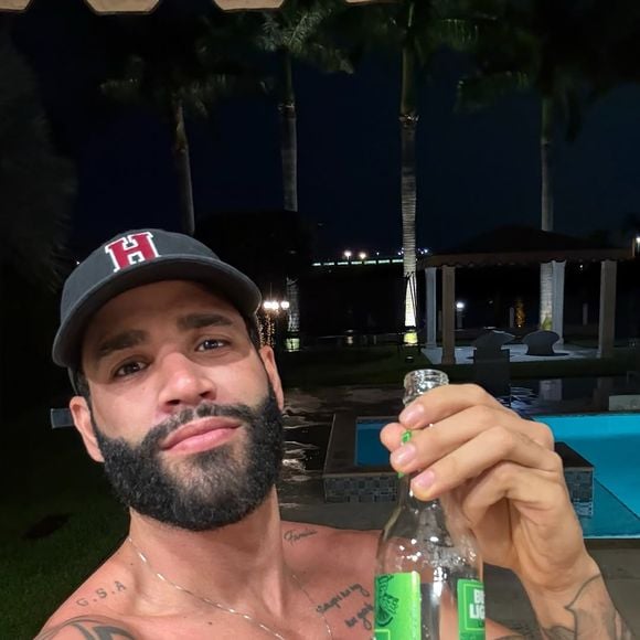 Gusttavo Lima também foi acusado de usar ‘símbolos do ocultismo’ em um DVD