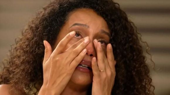 Poucos sabem, mas hoje Raquel de 'Vale Tudo', Taís Araujo gravou cena decisiva de 'Terra Nostra', mas foi impedida pela Globo de seguir na novela: 'Tristeza'