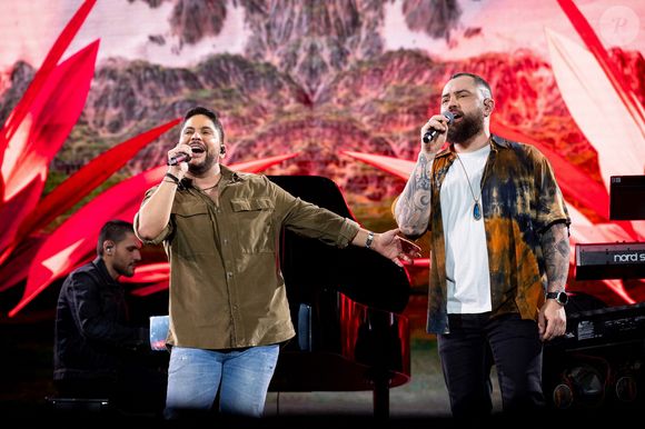 Jorge e Mateus estão em turnê para comemorar 20 anos de carreira