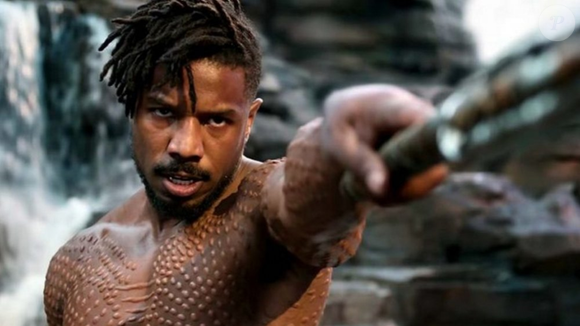 Michael B. Jordan revelou que procurou terapia após interpretar o vilão Killmonger no fenômeno de bilheteria 'Pantera Negra', que arrecadou mais de US$ 1,3 bilhão no mundo
