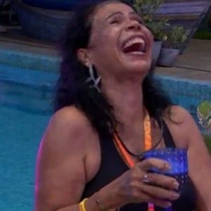 Virada de jogo? No Sincerão do 'BBB 25', Dona Vilma rouba a cena ao alfinetar Vitória Strada e rivais: 'É sobre amar ela e odiar o filho'