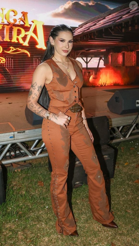 Hoje mais forte, Ana Castela impressionou ao mostrar sua transformação na web