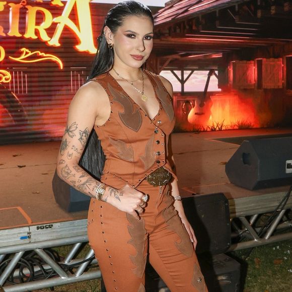 Hoje mais forte, Ana Castela impressionou ao mostrar sua transformação na web