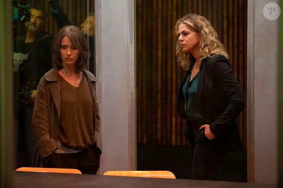 'Sara: A Mulher nas Sombras' é a série mais assistida da Netflix na atualidade e está na primeira posição do TOP 10